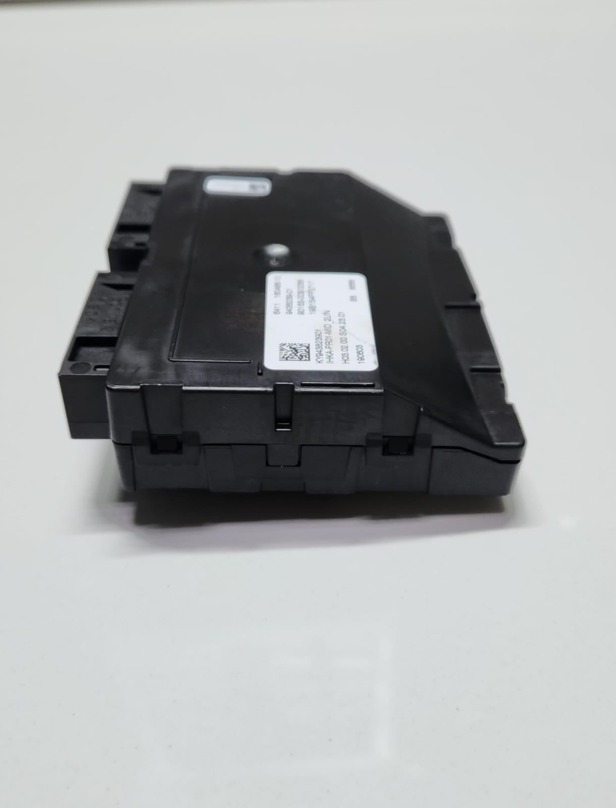 2017-2020 BMW 530i A/C Control Module 9438239 X3 G01 X3M F97 X4 G02 OEM 