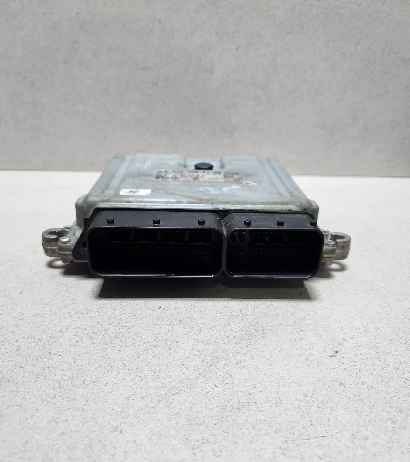 2010-2016 Mercedes-Benz E350 Engine Control Unit A6429001100