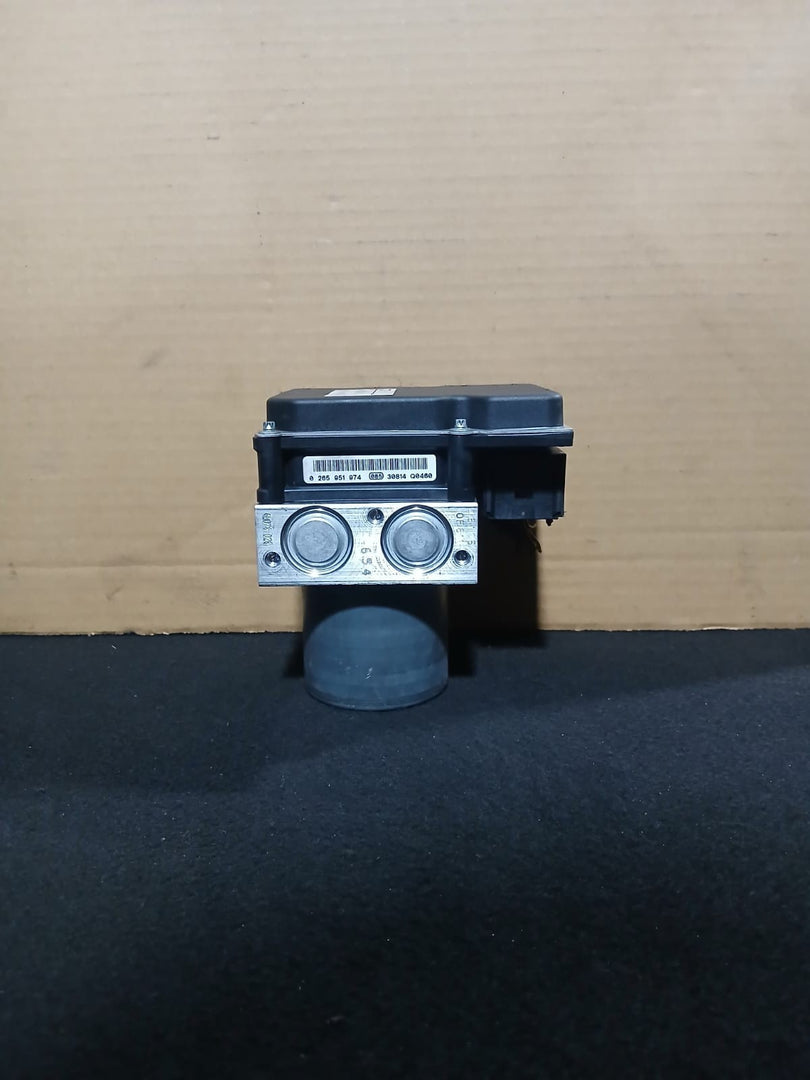 OEM BMW X1 E84 And E90  Hydraulic Unit ABS Pump Module 6860214