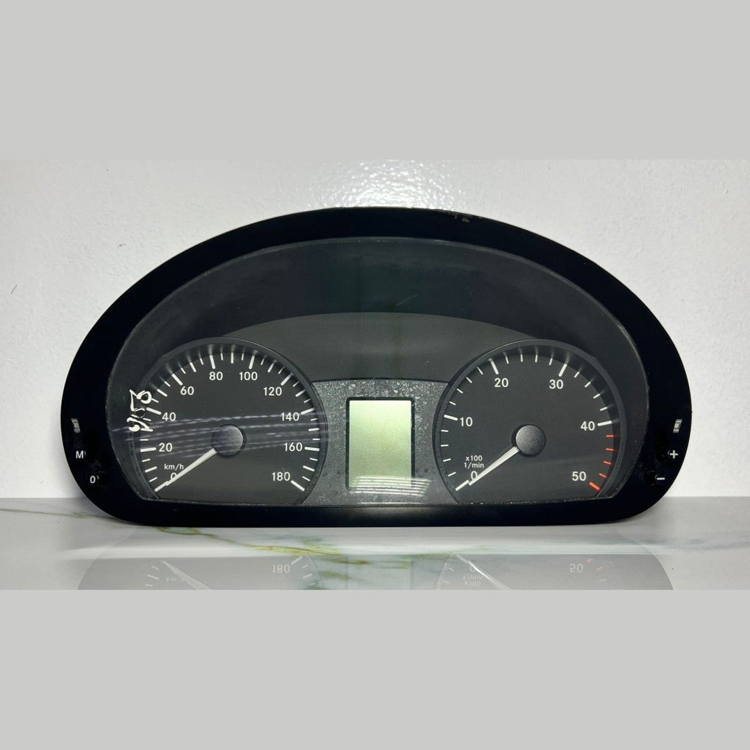 06-14 Mercedes-Benz W906 Vito Instrument Cluster Speedometer A906 9005200 OEM