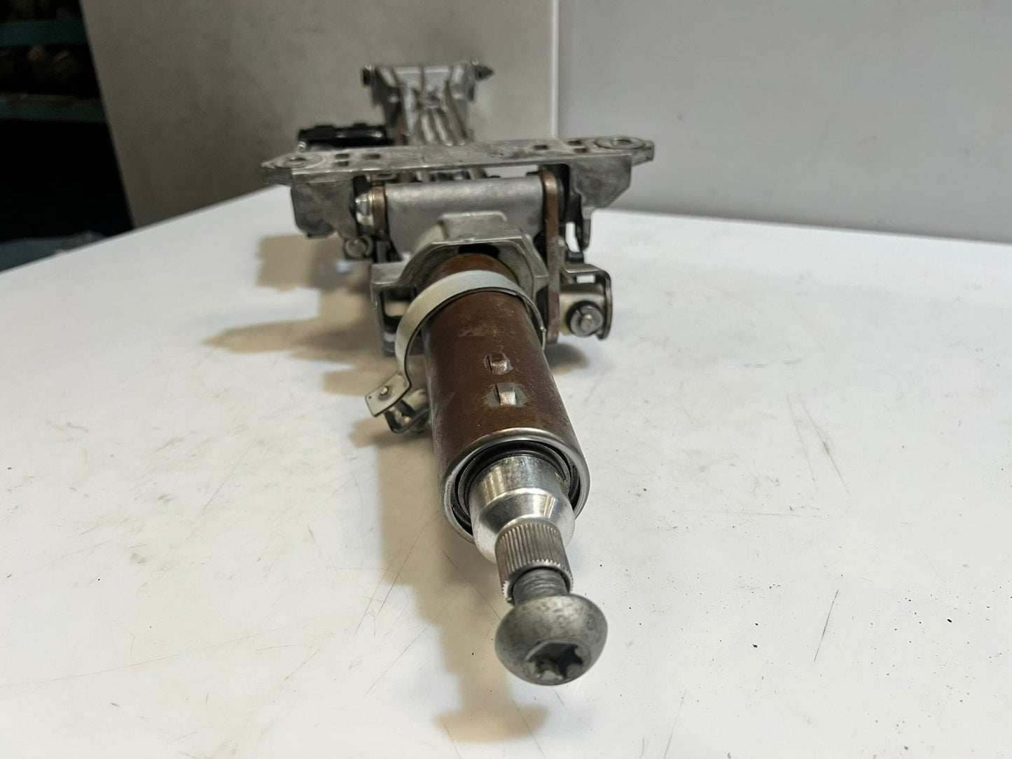 2024 BMW iX I20 and I7 G70 Electric Steering Column Adjustment 5A81930 OEM