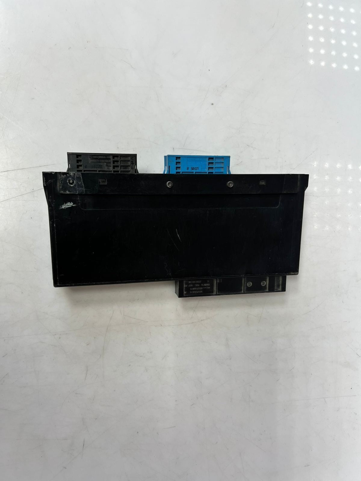 BMW E87 1-Series Body Control Module BCM 9119493 OEM