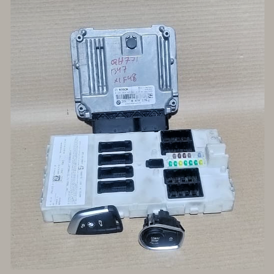 BMW X1 F48  B47 ENGINE CONTROL UNIT ECU SET WITH KEY - 8470176