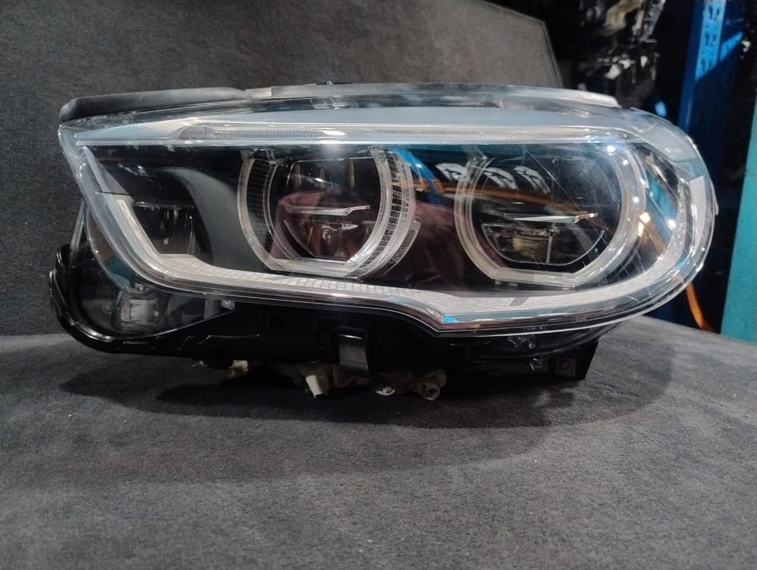 BMW 5 GT F07 2013GT LCI ADAPTIVE LED SCHEINWERFER LINKE SEITE GEBRAUCHT...