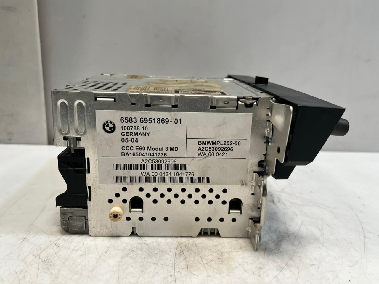 BMW E60 and E61 Navigation System Cd 3MD Computer Module 6951869 OEM