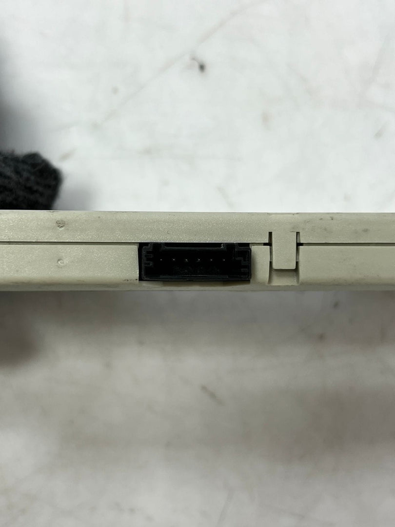 2008-2014 BMW X6 FG43, FG23, FG83, GZ03 Diversity Antenna Amplifier 9130155 OEM