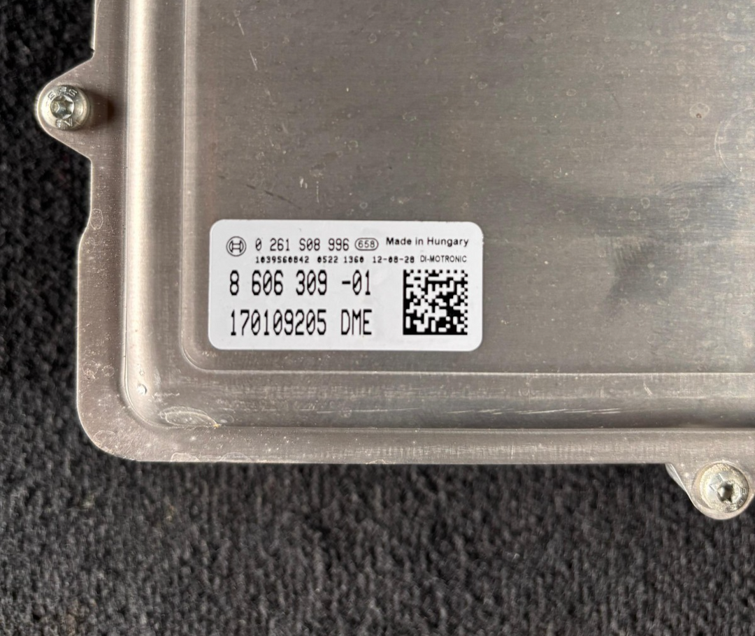 OEM BMW F10 F30 F20 N55 3.0 DME ENGINE CONTROL UNIT COMPUTER ECU SET 8606309