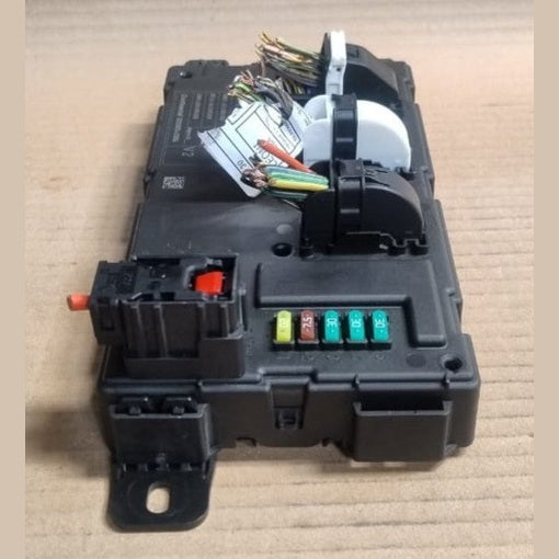 BMW 2 3 Series F20 F30  REM Rear Electronic Module Fuse Box Control Unit 9279823