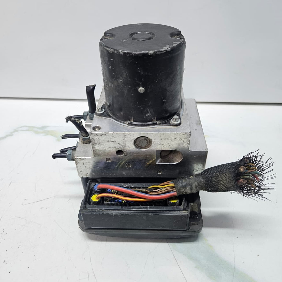 2014-2018 BMW 7 Series F01 F02 F03 F04 ABS Pump Control Unit 6791173 OEM