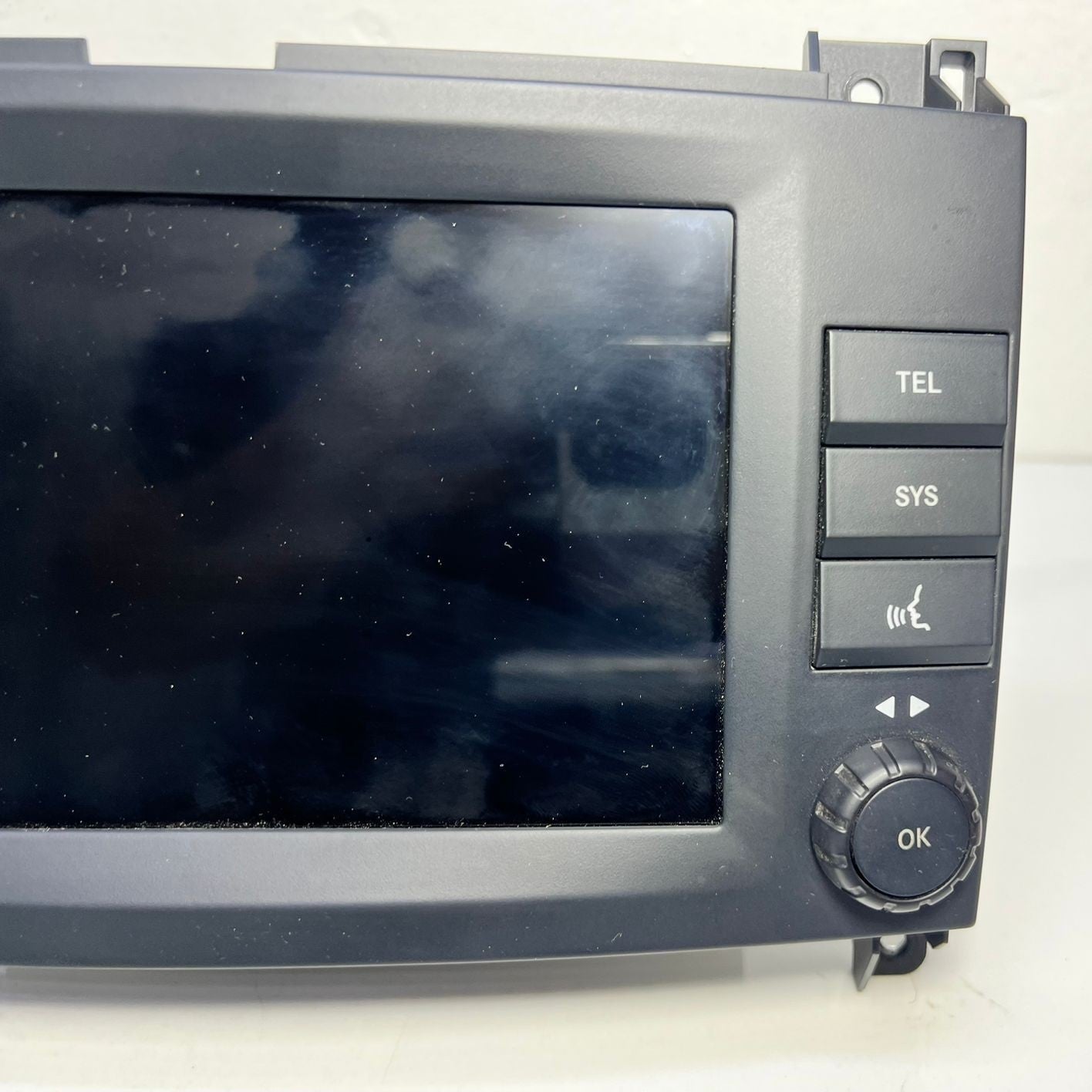Mercedes-Benz W447 Vito Media Radio Navigation System Head Unit A447 9002919 0EM