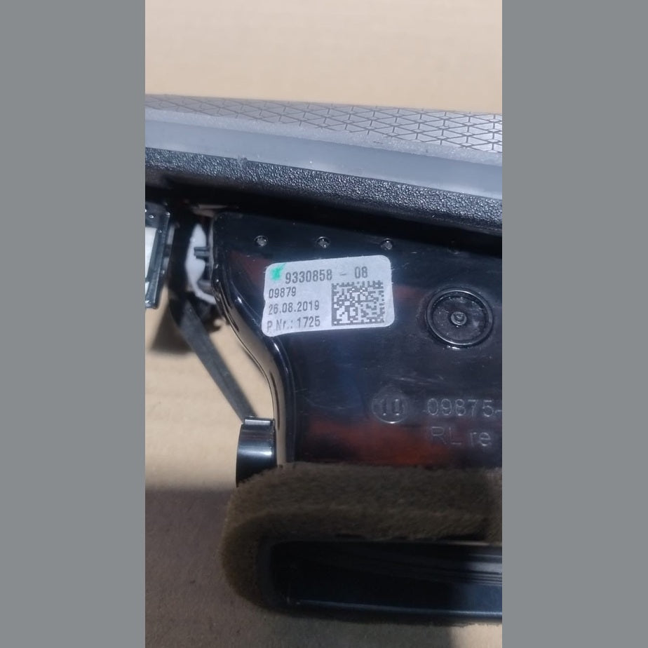 BMW G30 G31 G32 F90 RIGHT DASHBOARD AIR VENT GRILL TRIM RHD 9330858