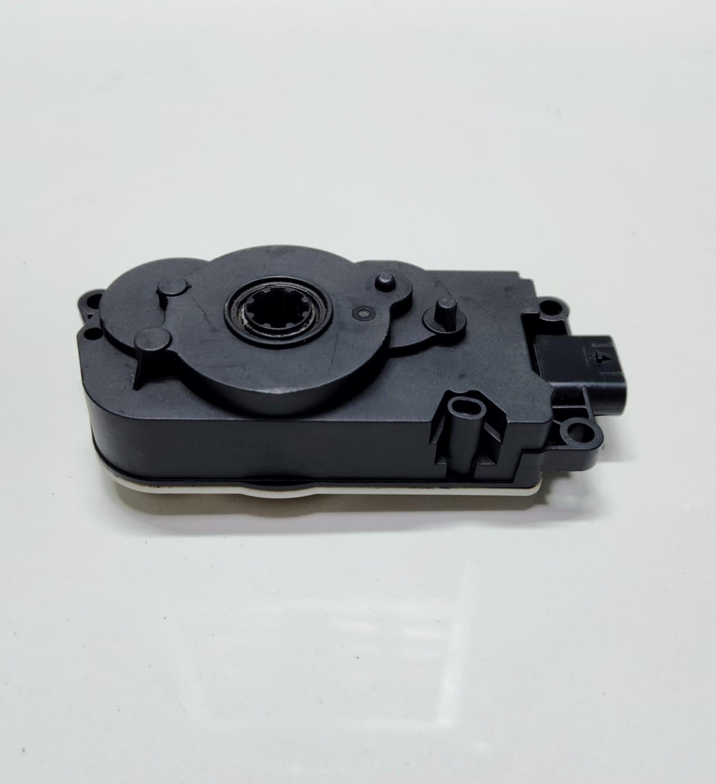 2020 BMW 330i Air Flap Motor Actuator 9464870 3 Series G20 G21 OEM