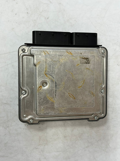 2015 BMW  F10 520d F20 120d F30 320D Engine Control Unit ECU DDE 8578995 OEM