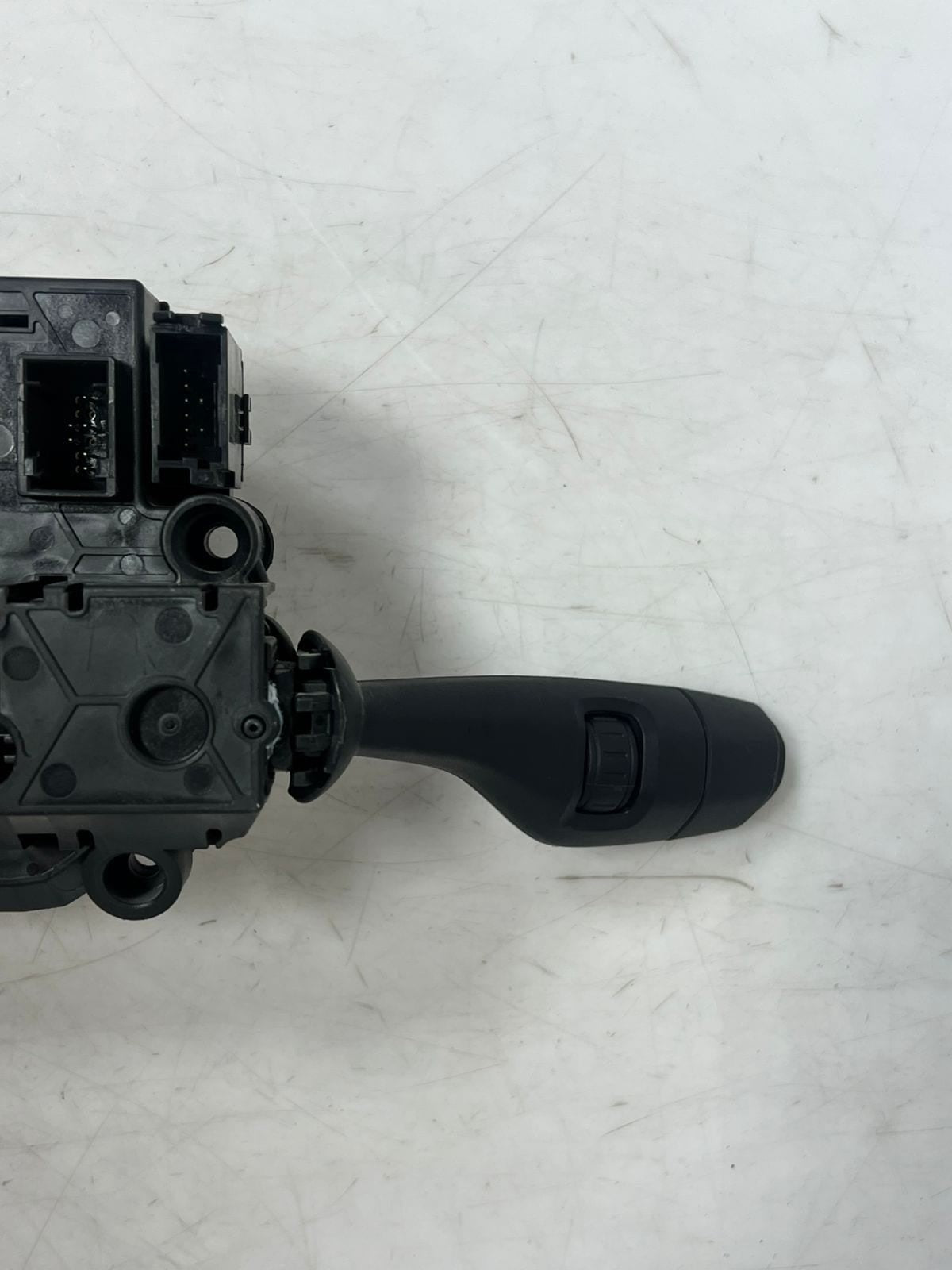 2015-2020 BMW X1 F45 F46 F48 X2 F39 X5 F15 F85M Steering Column Switch 6827372