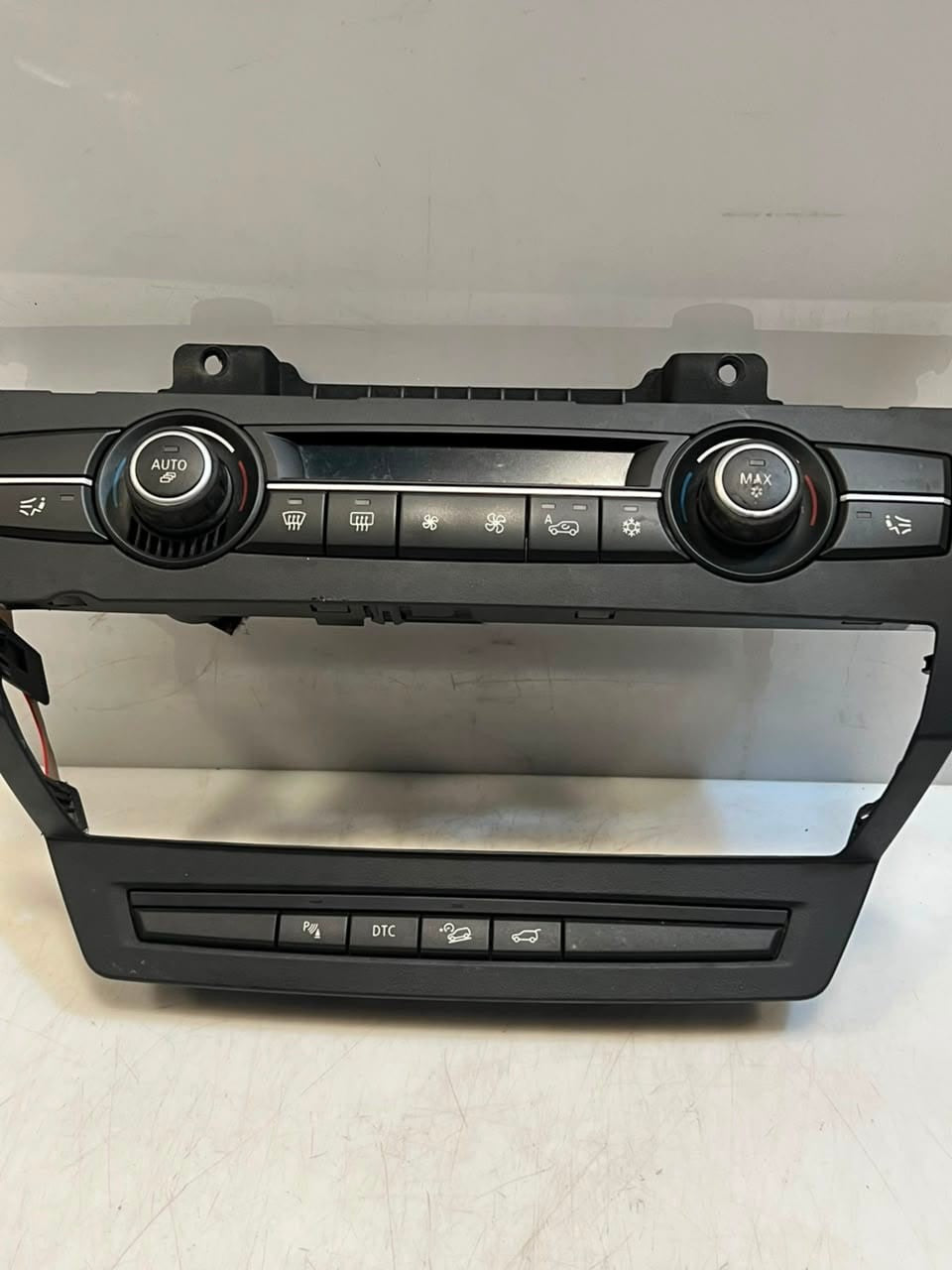 2007-2010 BMW X5 E70 and X6 E71 A/C Climate Control Unit 9178065 OEM