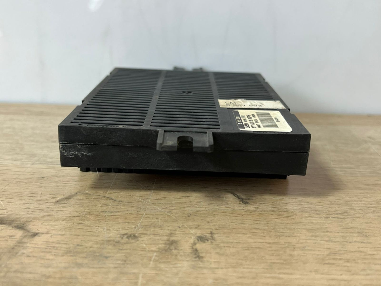 BMW E60 E63 E65 E66 745i 750i 550i Footwell Light Module 6935363