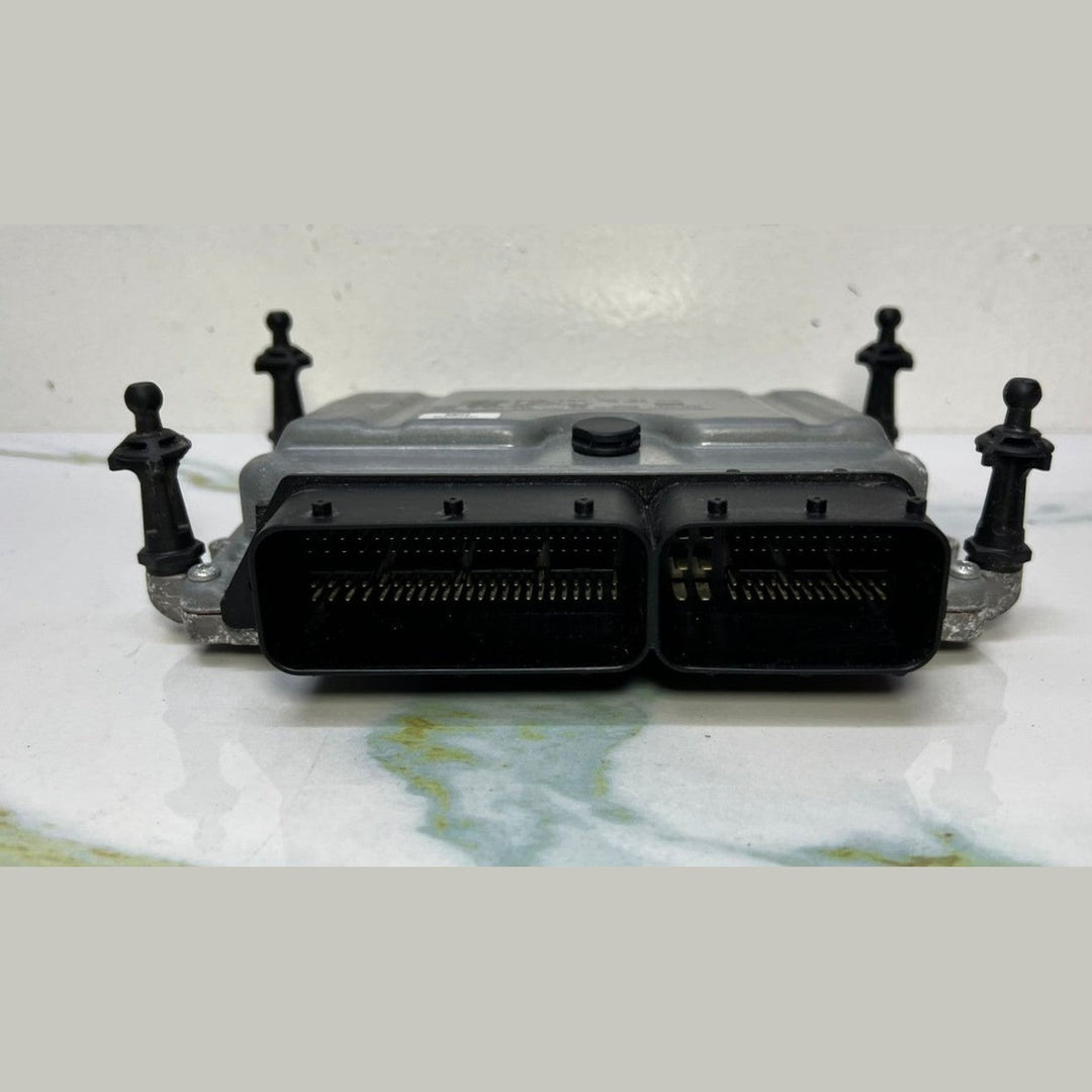 03-06 Mercedes W203 C-Class Engine Control Module Unit ECM ECU A272 1535591 OEM