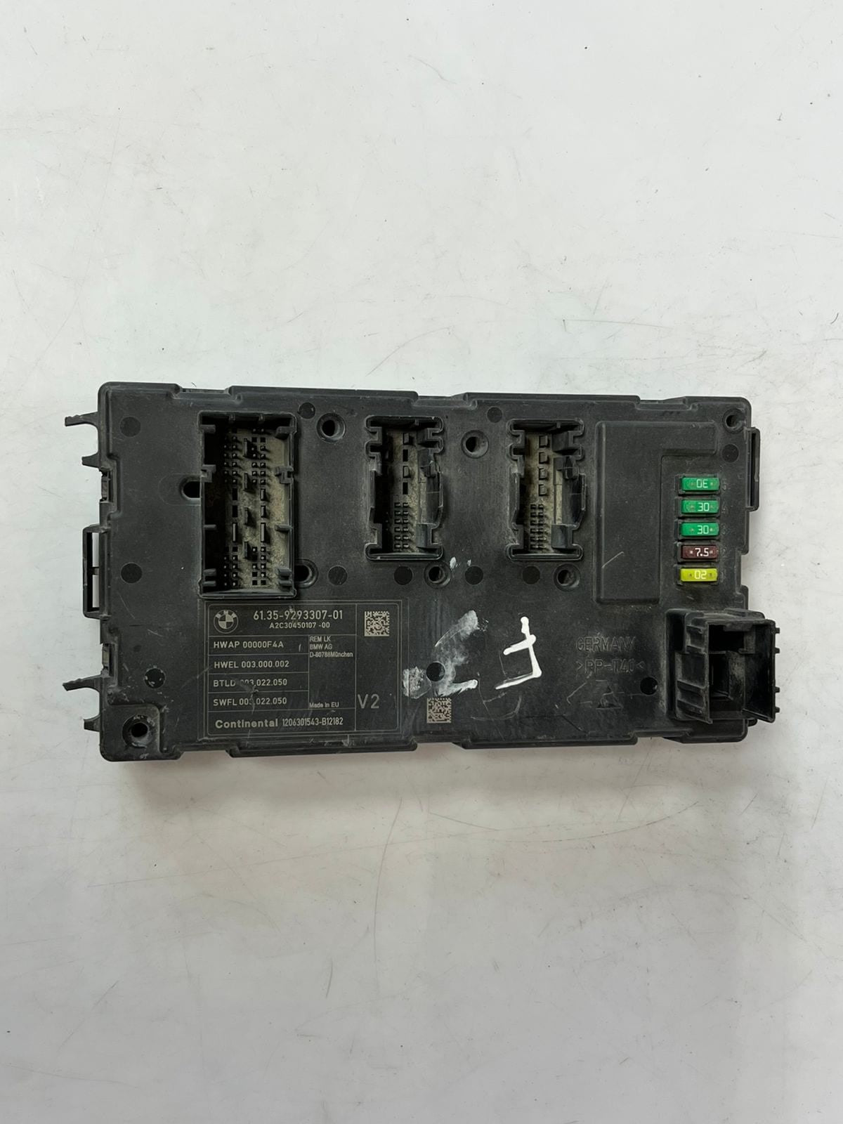 2012-2016 BMW F30 F31 F32 F33 328i Rear Electronic Body Control Module 9293307