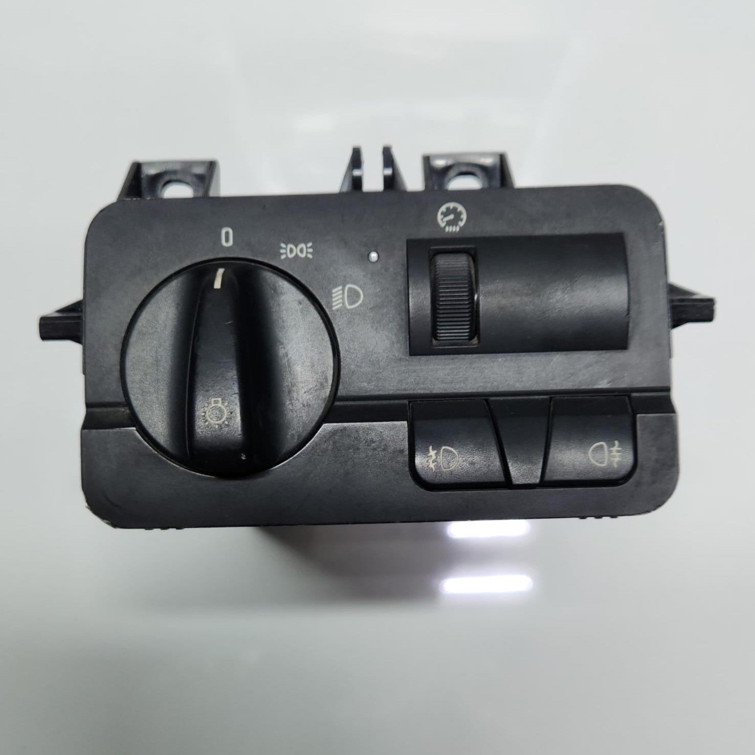 1998-2000 BMW 328i Xenon Light Switch 6936824 ,3 Series E46 LCI OEM