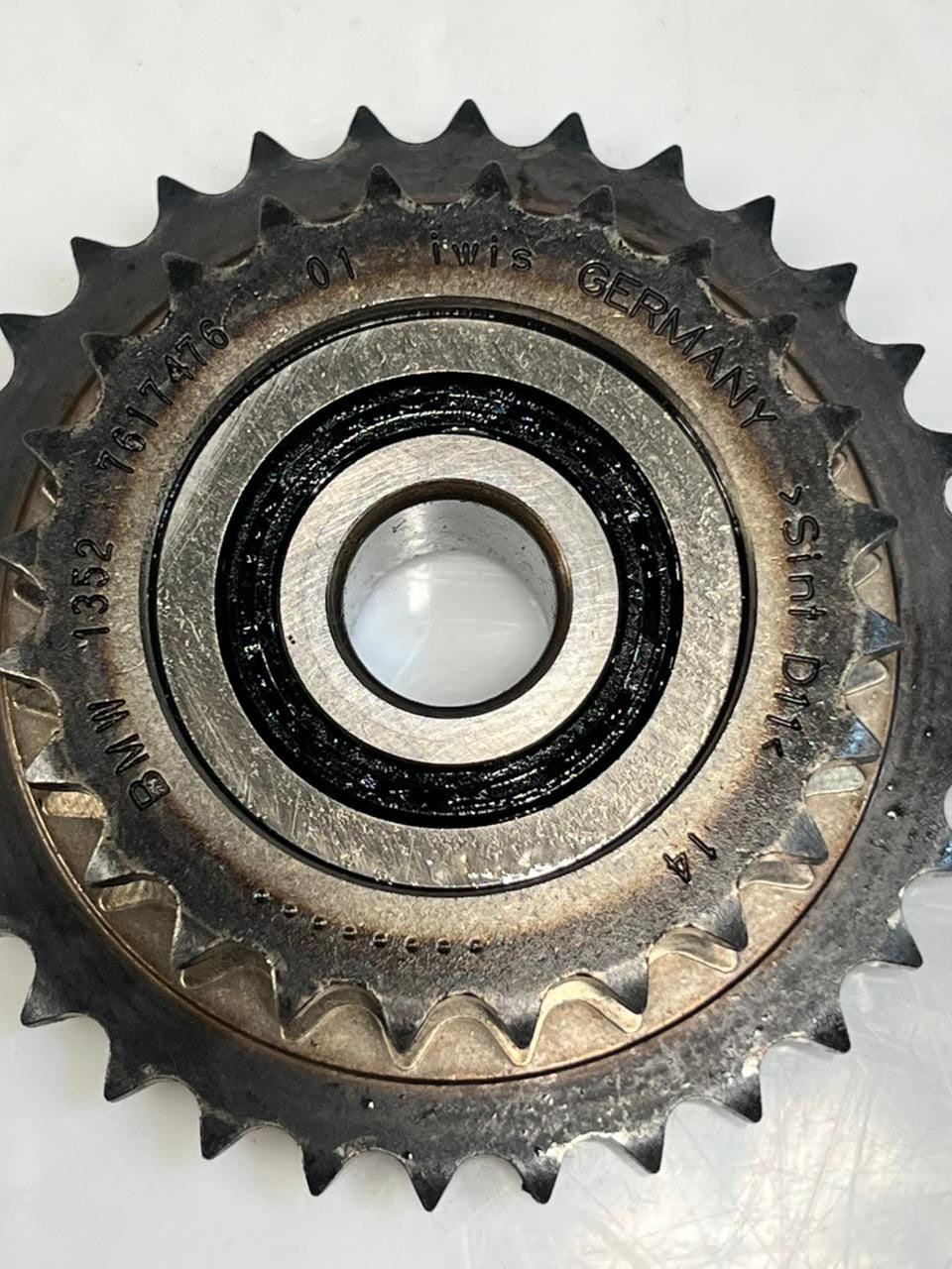 2016 Mini Cooper F55 F56 136HP B38A15A Crankshaft Sprocket GEAR WHEEL 7617476 