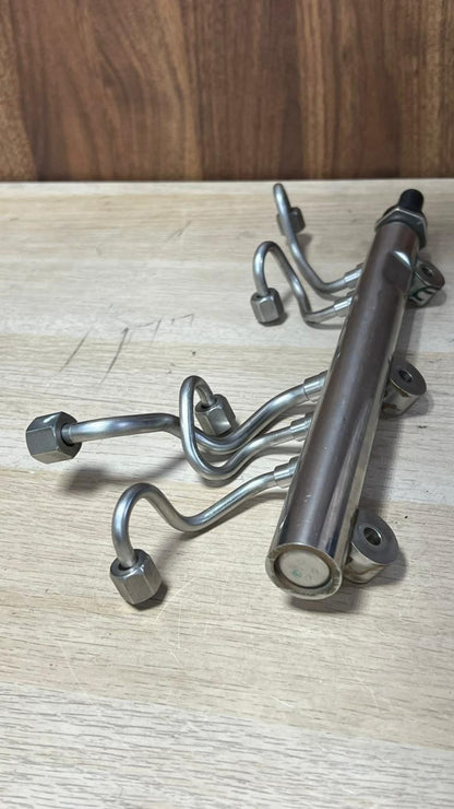 BMW F10 M5 S63N Fuel Rail Petrol High Pressure Injection Tube Cyl. (5) 7599868