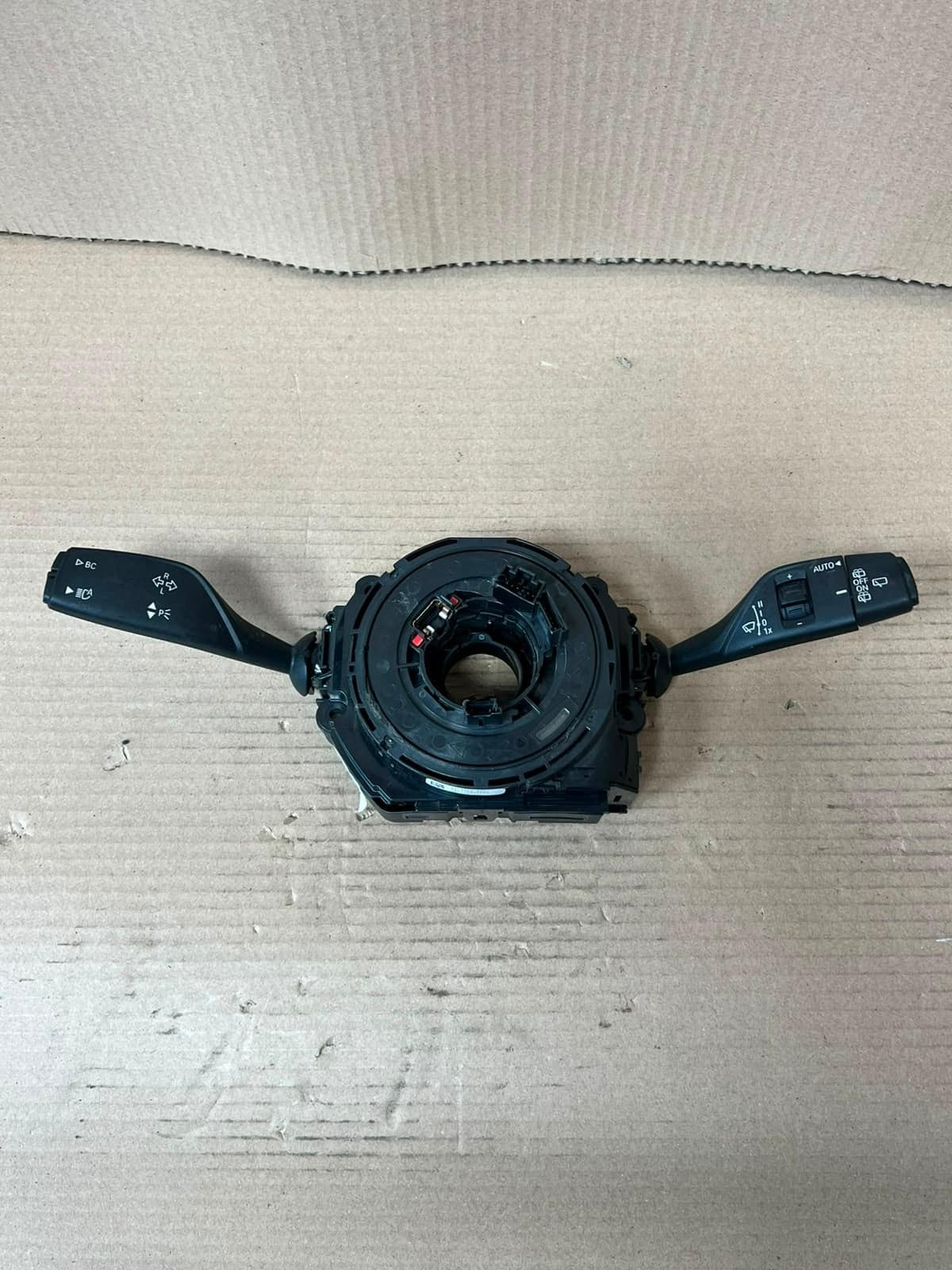 2014 BMW X1 X5 F15 X3 F25 Turn Signal Wiper Control Stalk Switch 9368601 OEM