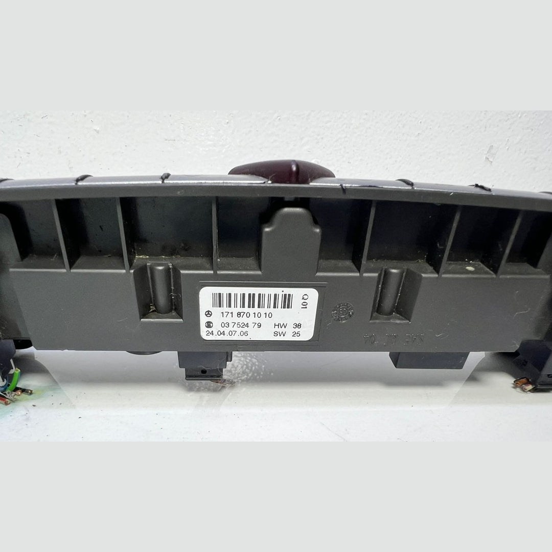 06-08 Mercedes-Benz SLK280 Dash Hazard Light Door Lock Switch A1718701010 R171 