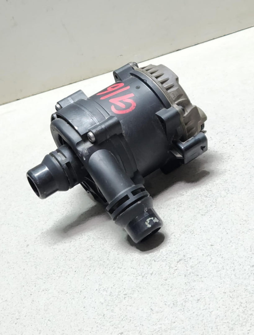 BMW Auxiliary Water Pump Electric 8638237 5 Series G30 8 Series G15 OEM