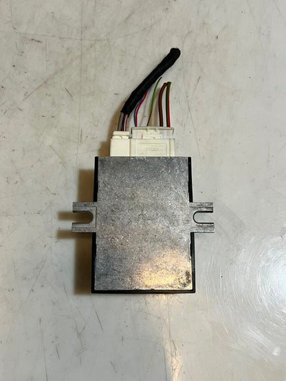 2012-2016 BMW F10 M5, F06 M6, and F12 M6 Fuel Pump Control Unit 7302256 OEM