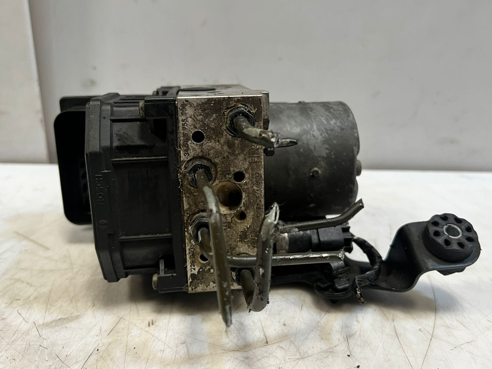 2000-2001 BMW X5 E53 Abs Pump anti-lock brake system Module 6758628 OEM