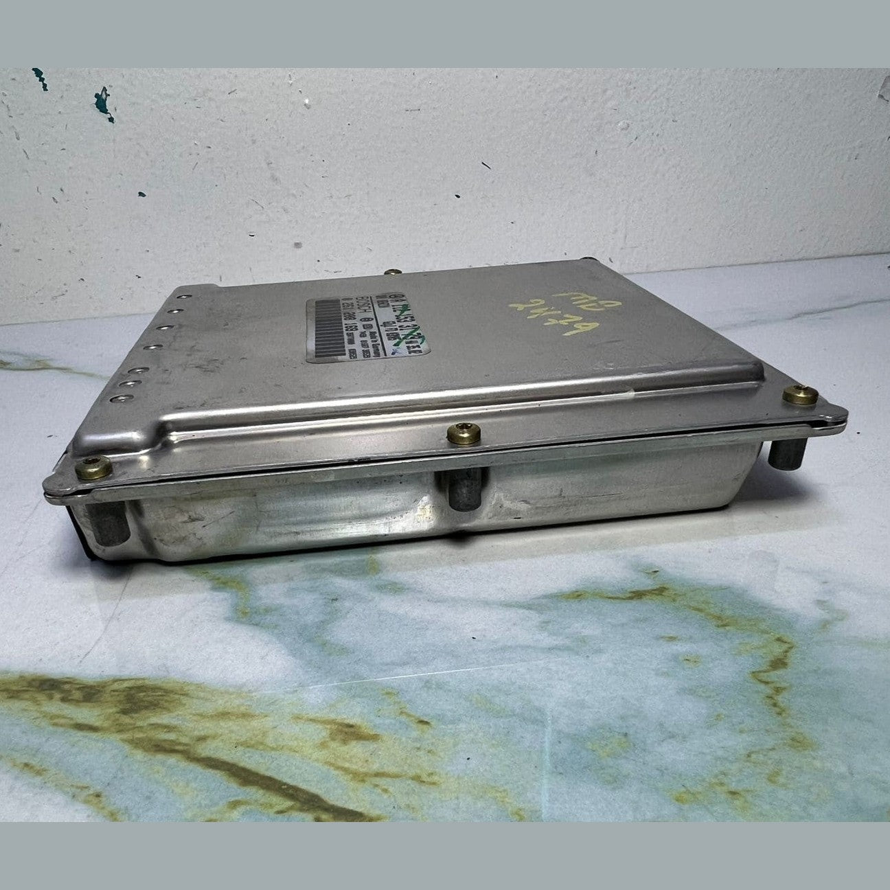 1999-2005 Mercedes-Benz C230 Engine Control Module A1121533179 W211  R129 SL320