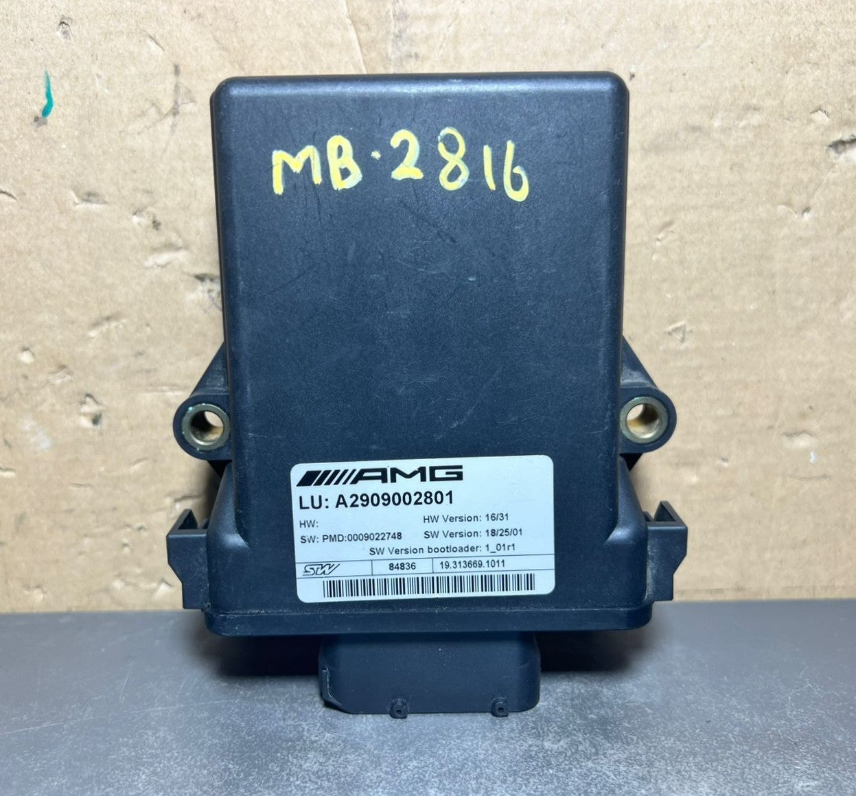 15-20 Mercedes W205 C63 AMG Differential Lock Control Module A2909002801 OEM