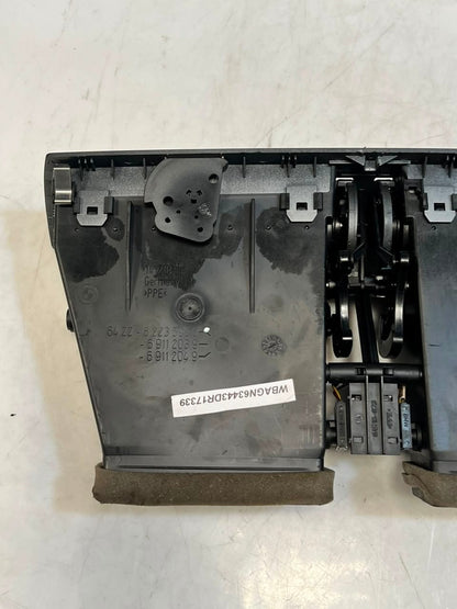2005 BMW 7 Series E65 E66 745Li Center Dashboard AIR GRILLE Vent 8223599 OEM