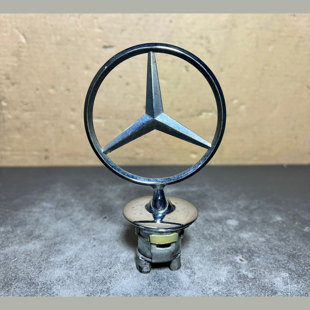 Front Hood Ornament Mounted Star Emblem For Mercedes-Benz C E S AMG Silver Logo
