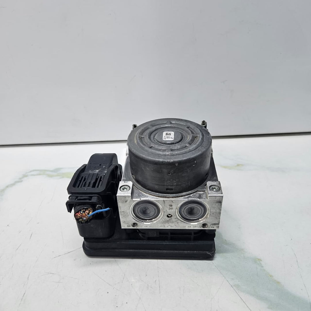 2016-2017 BMW  2 Series X1 F48 F45 F46 Gran Tourer ABS Pump Module 6877110 OEM