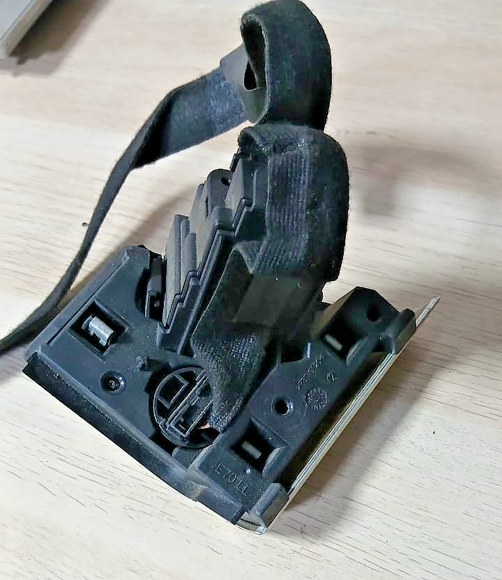BMW X5 E70 BMW X5 4.8i DME ECU Engine Control Unit OEM 7582306