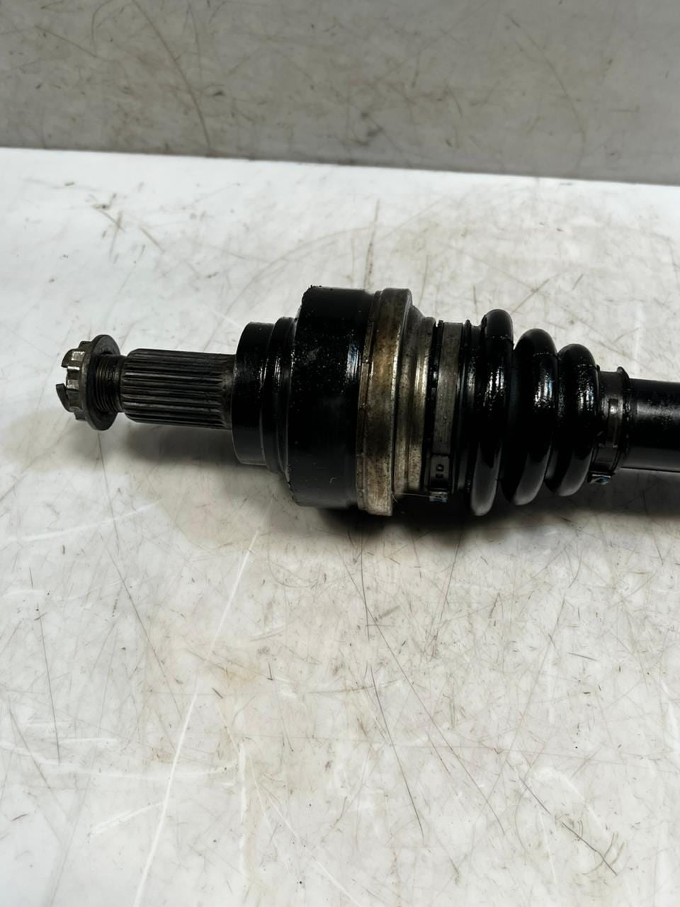 2014-2016 BMW 435i F32 Rear RIGHT Axle Shaft 7597678
