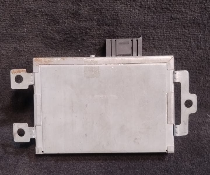 BMW E65 / E66 REAR ENTERTAINMENT HEADSET  MODULE (K/H INTERFACE) 6930352