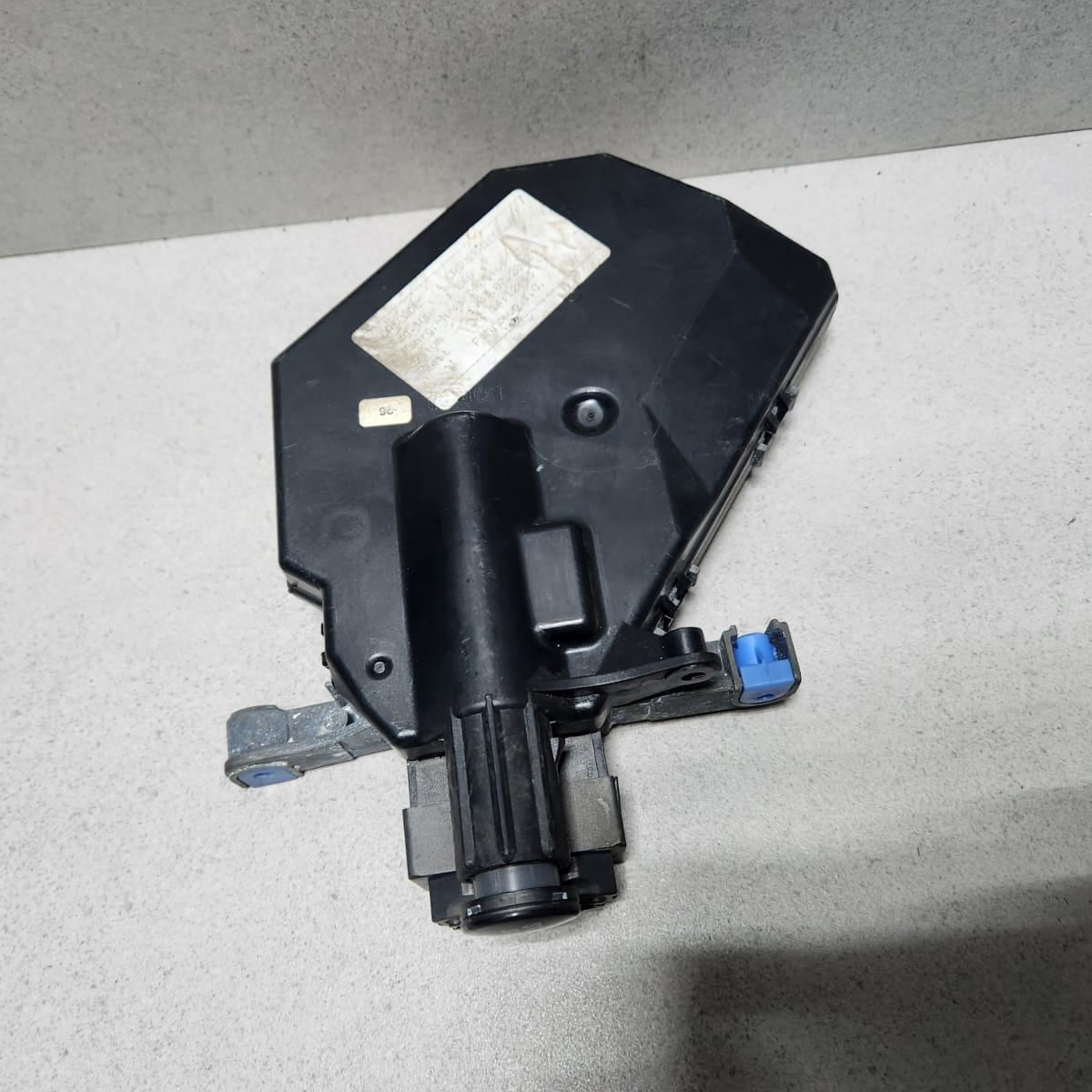 2002-2005 BMW 745i Engine Control Module 7523368 745Li E65 E66 with 4.4L N62 LHD