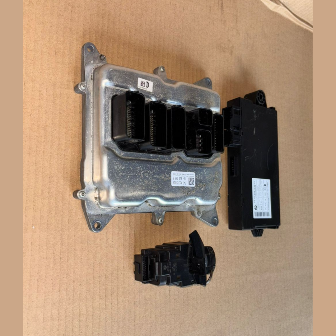 BMW X1 20i N20 E84 ENGINE CONTROL ECU SET 8603576