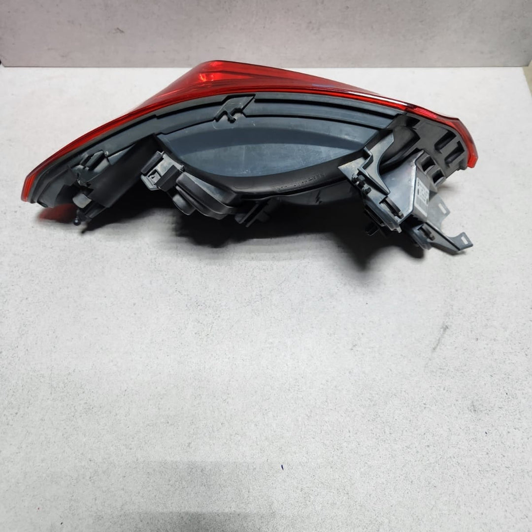 2015-2017 BMW M4 Rear Right Tail Light 7296100 M4 F82 and 4 Series F32 F33