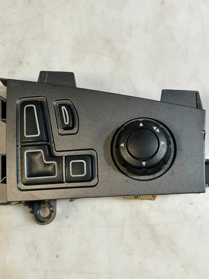 2007-2009 BMW E65/E66 745Li Front Right Seat Adjustment Switch 6918383 OEM