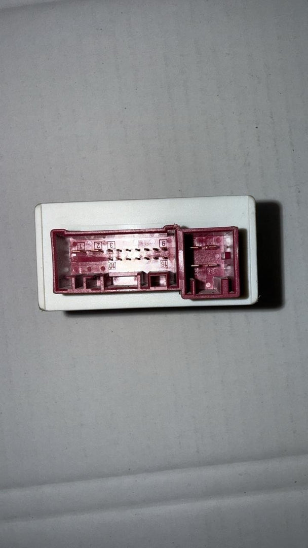 BMW GRAN TOURER F45 F46 F48 2 SERIES GENUINE BACKREST CONTROL MODULE 7464634