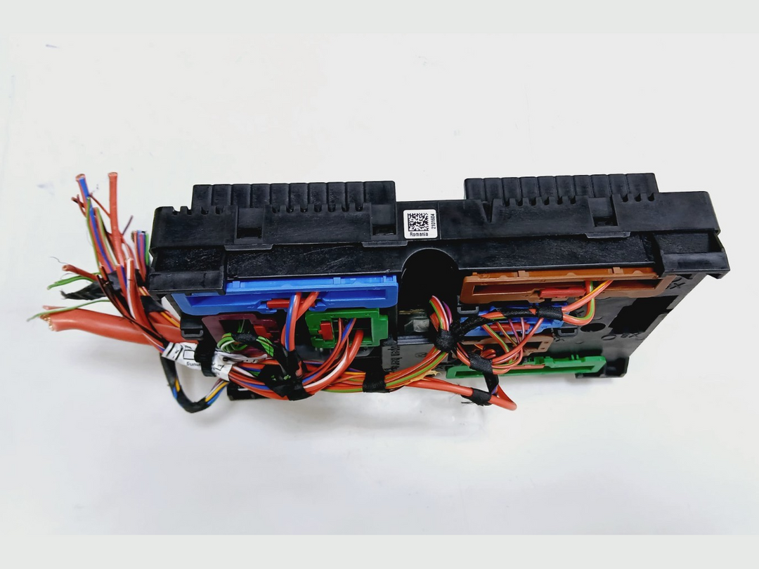 BMW 330I M340 G20 G22 POWER SUPPLY FUSE BOX CONTROL MODULE 8734161 OEM