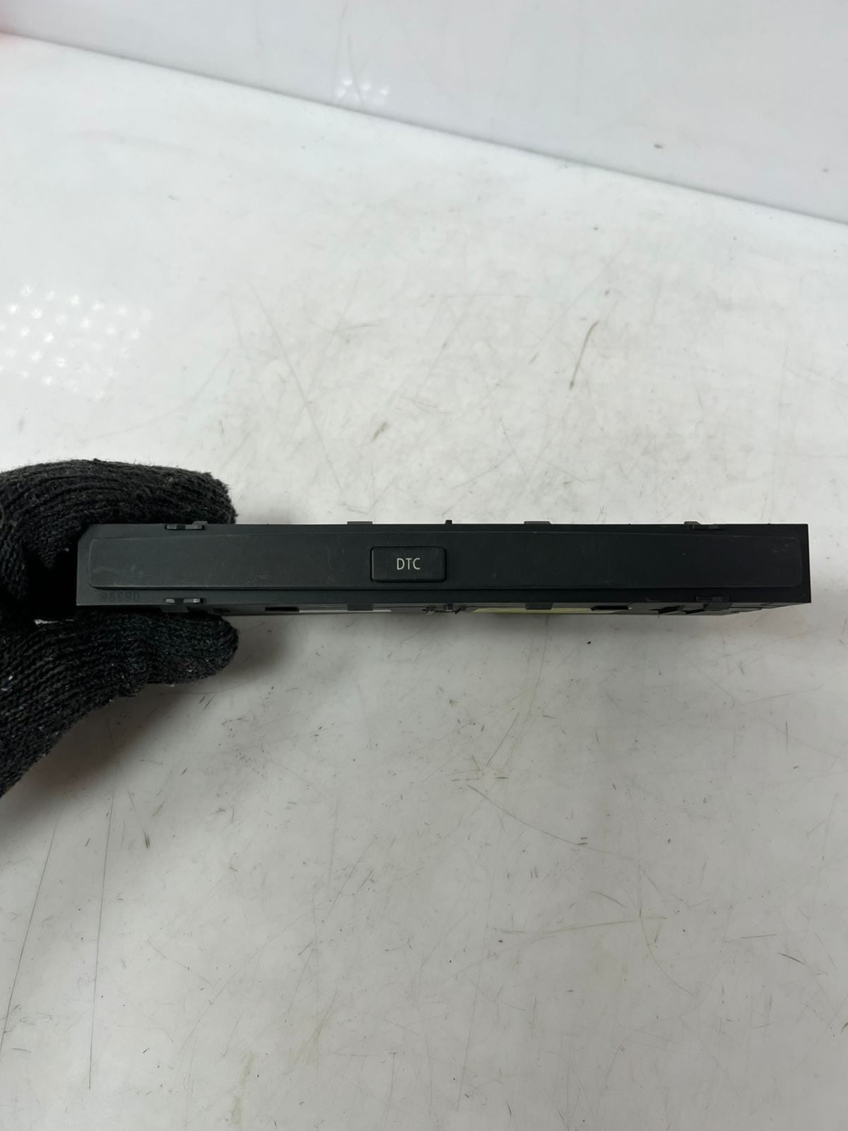 2005-2007 BMW 525i 5 Series E60 E61 535I DTC Traction Control Switch 6952469 OEM