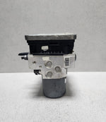 Bild in die Galerieansicht laden, 2016-2019 BMW 750i xDrive Abs Pump Module 5A01941 G30 G31 G32 G11 G12 G01 G02
