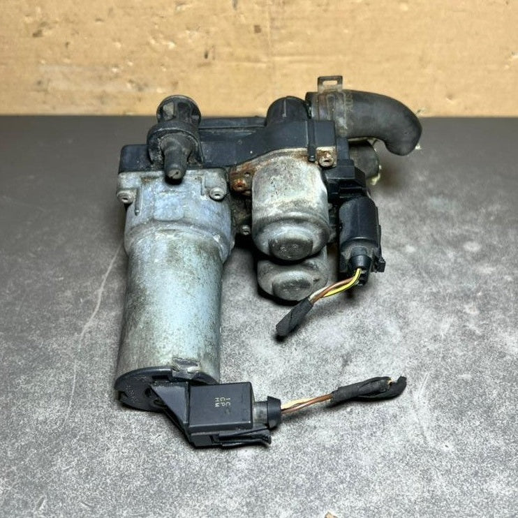 00-06 Mercedes Benz W220 S-Klasse Wasserpumpe Heizungsregelventil A220 8300284