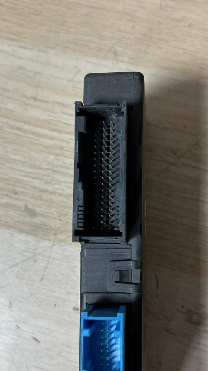 BMW Central Gateway Control Module 9291450 5 Series F10