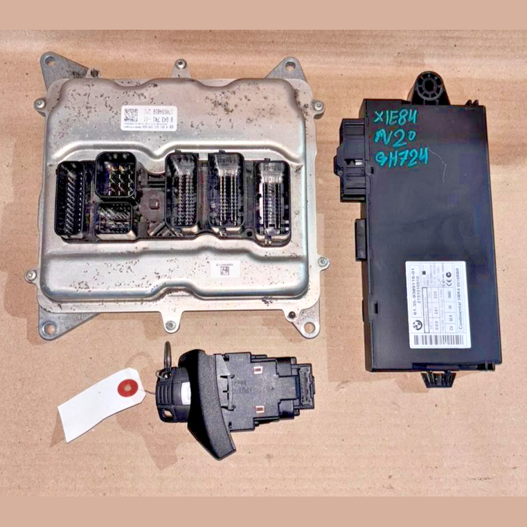 BMW X1 E89 Z4 PETROL N20 ENGINE CONTROL ECU DME MODULE SET 8643741