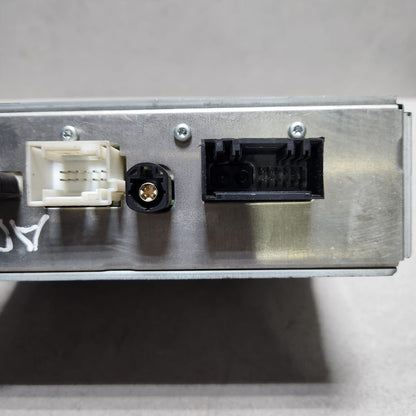 2011-2014 Mercedes-Benz C180 Digital Radio Tv Tuner A2129000017 W212 and C-Class